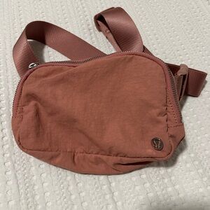 Lululemon belt bag